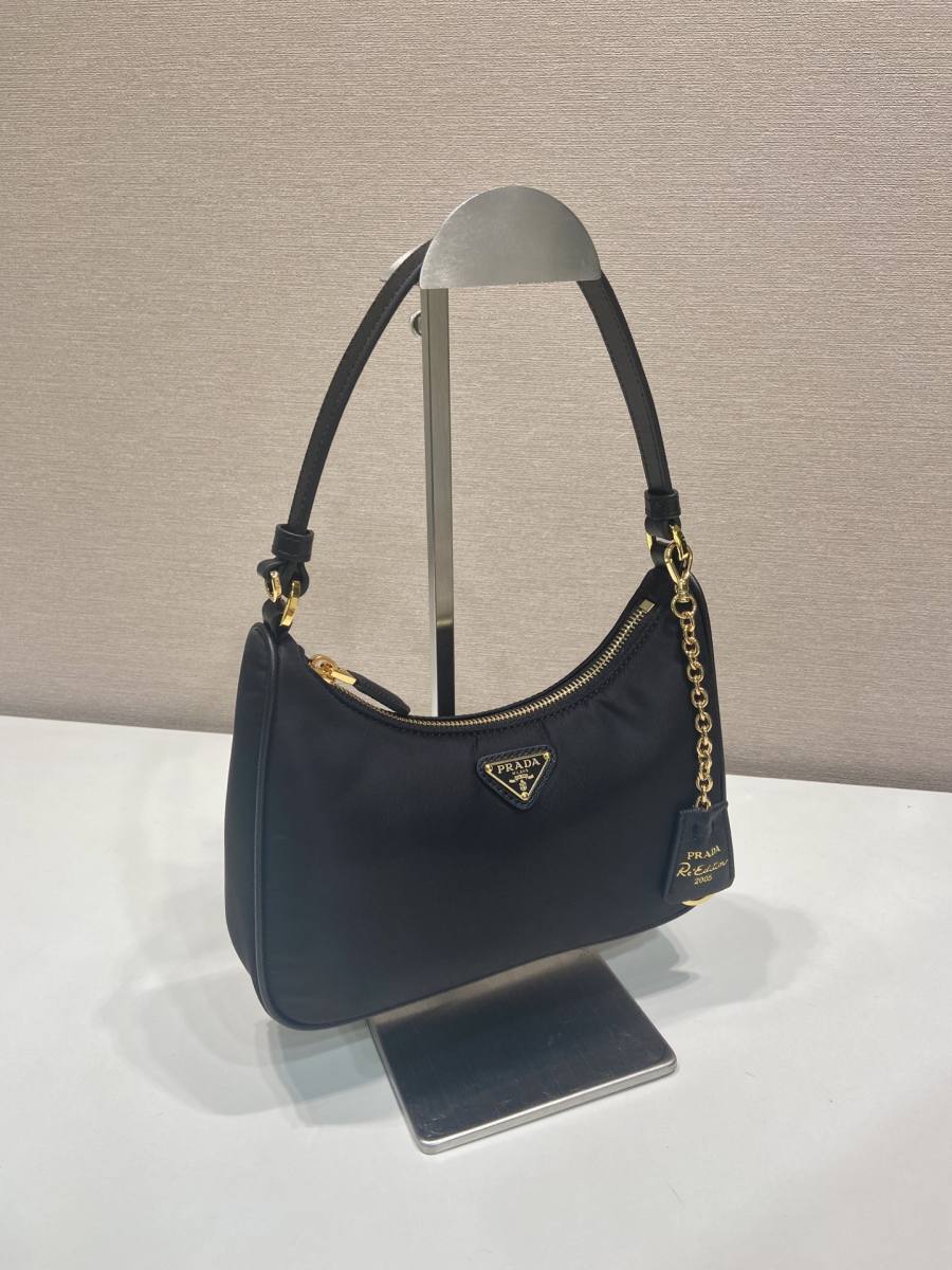RP 2296000 Prada Hobo Nylon 90E7