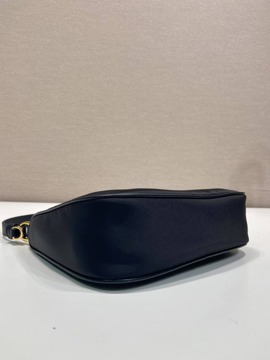 RP 2296000 Prada Hobo Nylon 90E7