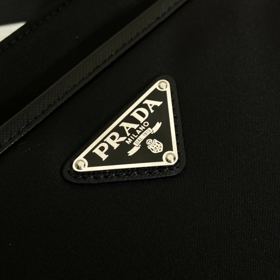 RP 2512000 Prada Re-Nylon Nylon 2VH118 2611