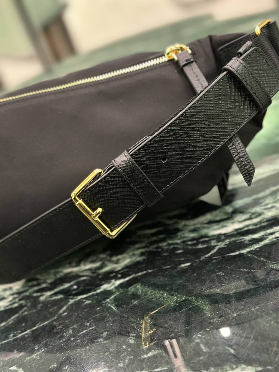 RP 2566000 Prada Bag Nylon D410