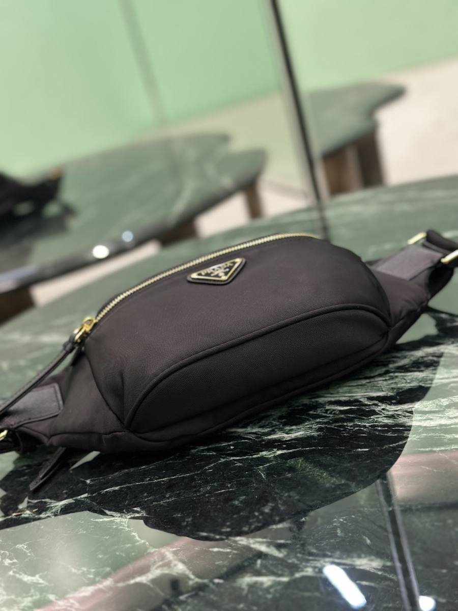 RP 2566000 Prada Bag Nylon D410