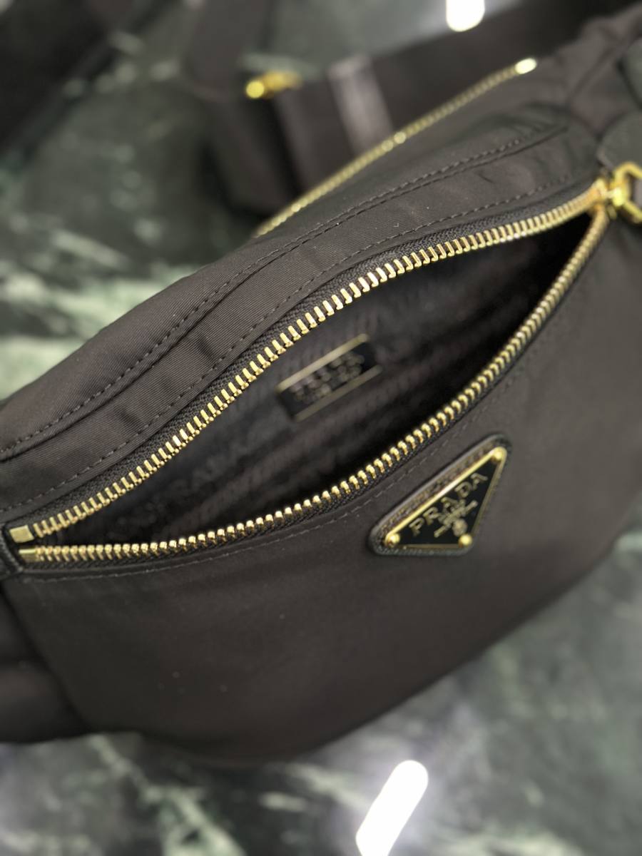 RP 2566000 Prada Bag Nylon D410