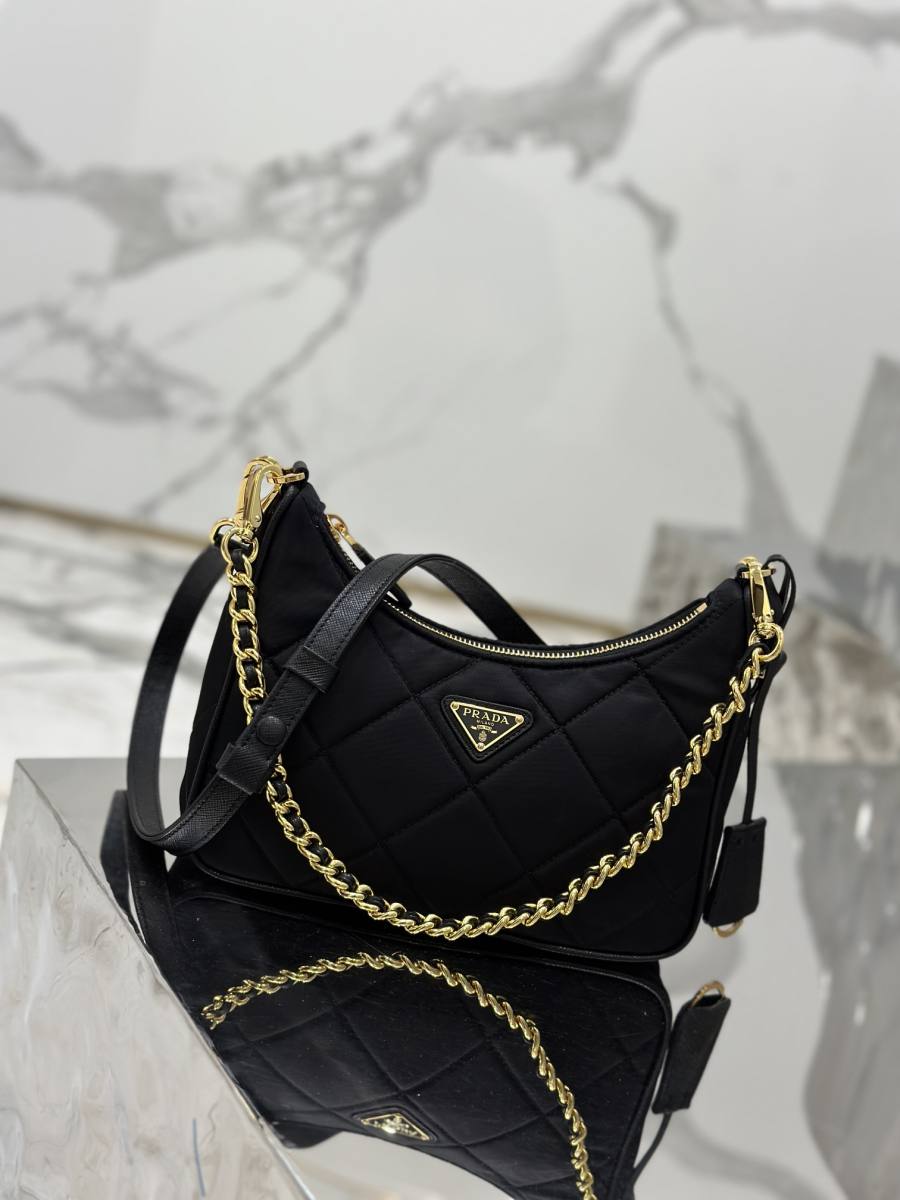 RP 2566000 Prada Hobo Nylon E286