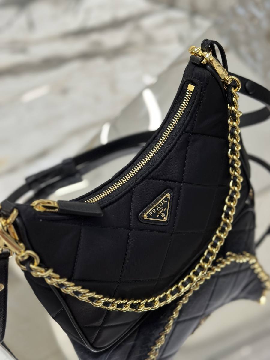 RP 2566000 Prada Hobo Nylon E286