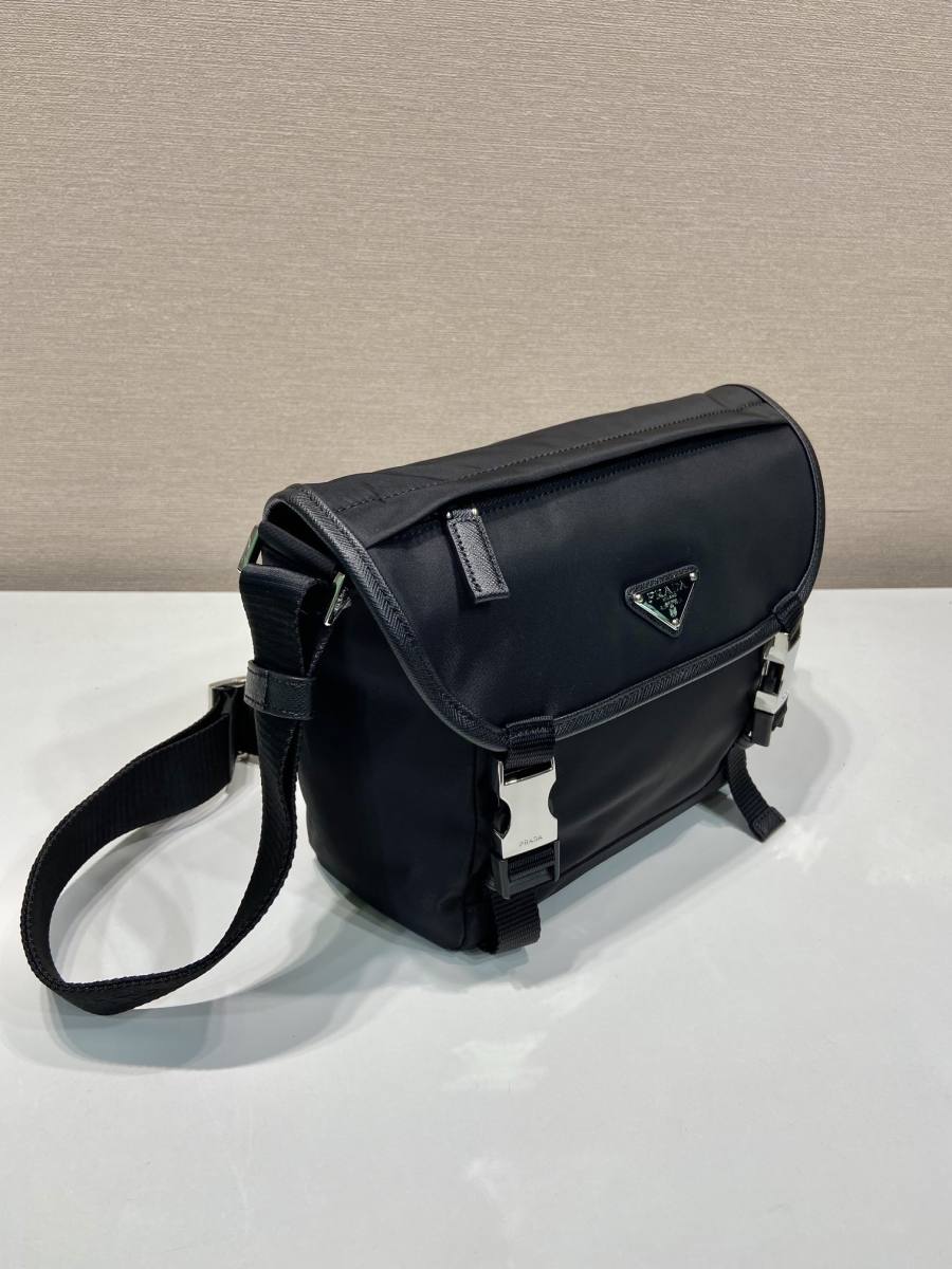 RP 2620000 Prada Re-Nylon Nylon Small 2VD066 E0B8