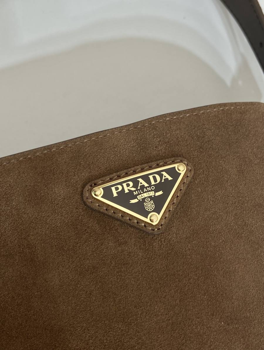 RP 2836000 Prada 1BE078A Small 1BE078A 2302
