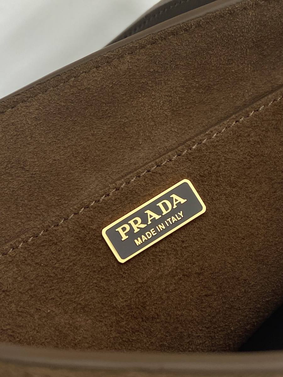 RP 2836000 Prada 1BE078A Small 1BE078A 2302