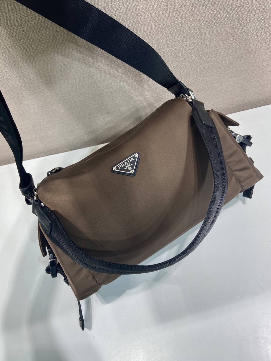 RP 2836000 Prada Explore Nylon 2VH206 31B3