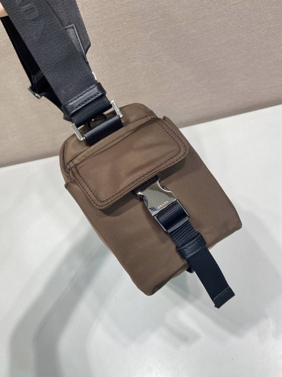 RP 2836000 Prada Explore Nylon 2VH206 31B3