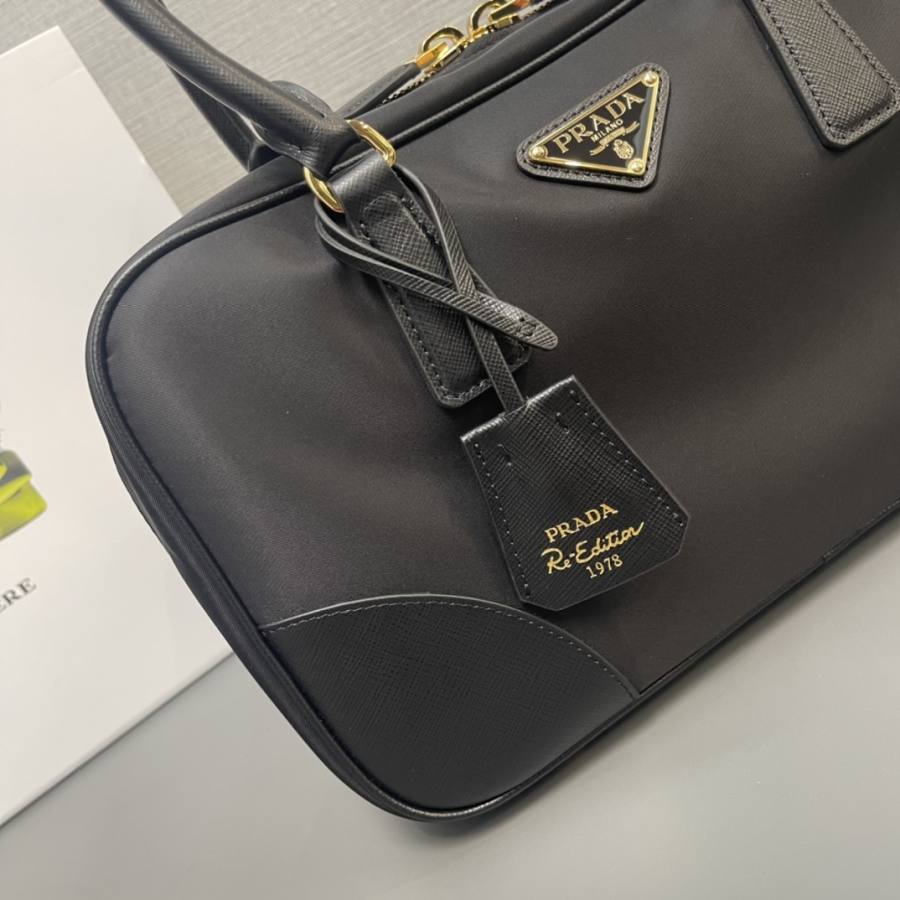 RP 2890000 Prada Re-Nylon Nylon Medium 1BB115 77FE