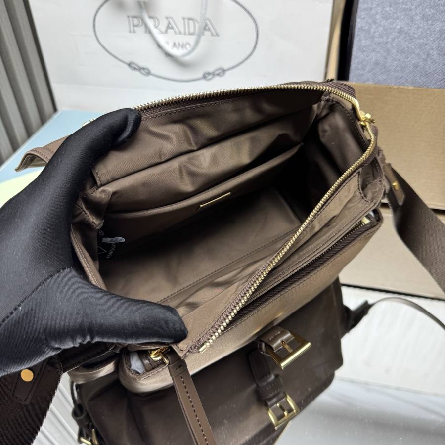 RP 2890000 Prada Re-Nylon Nylon Small 1BD394 933D