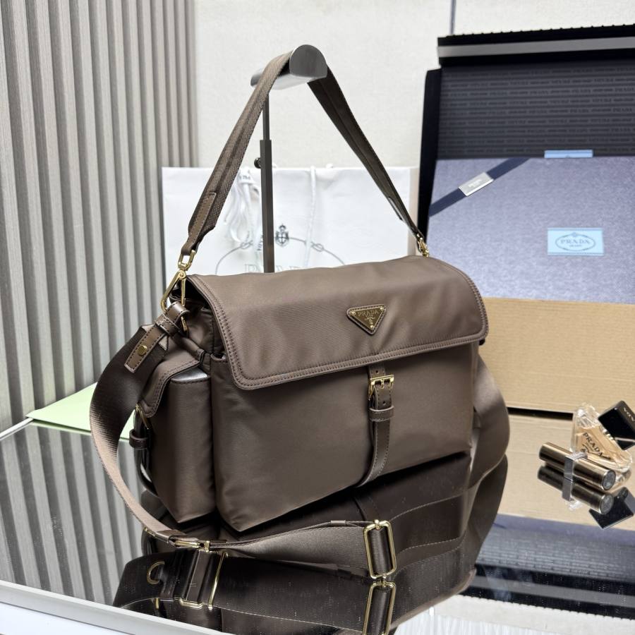 RP 2944000 Prada Re-Nylon Nylon Large 1BD391 CFC3