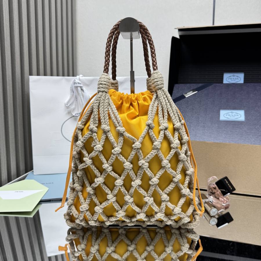 RP 2971000 Prada Cleo 27x18x4 1BC111 D7E9