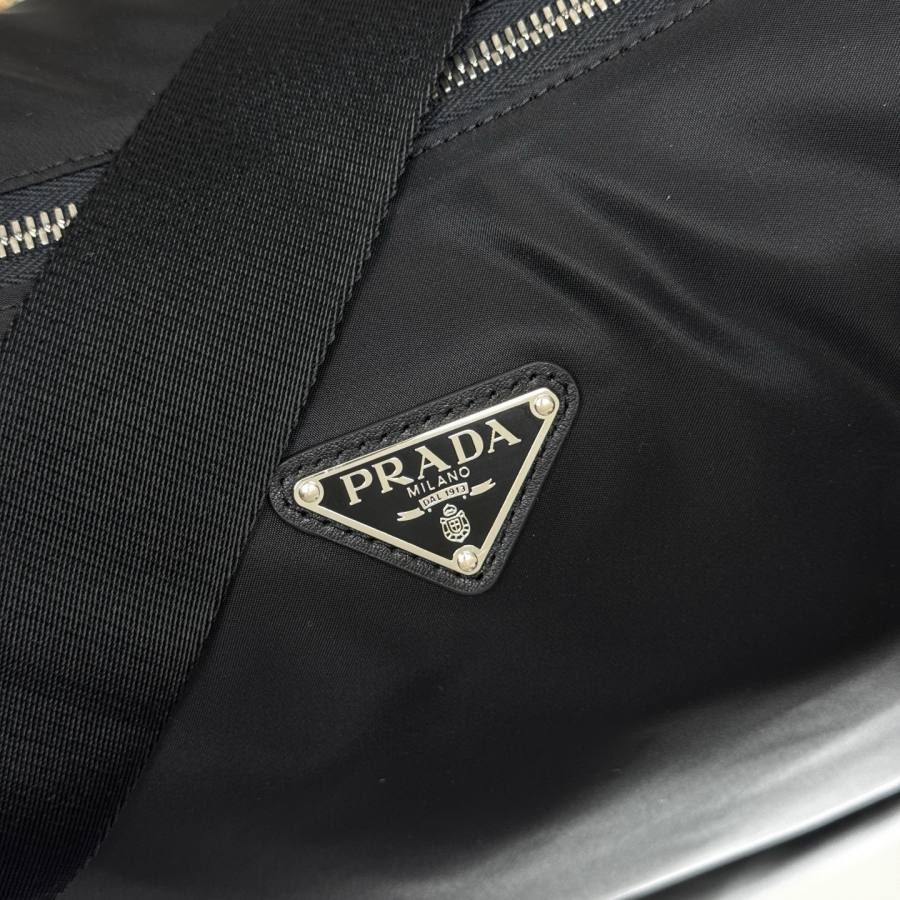 RP 3025000 Prada Explore Shoulder Nylon 2VH204 FDB3