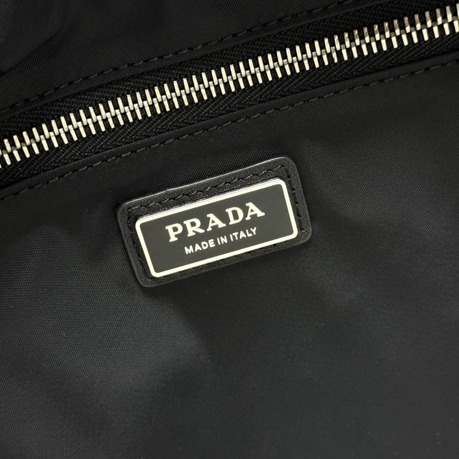RP 3025000 Prada Explore Shoulder Nylon 2VH204 FDB3