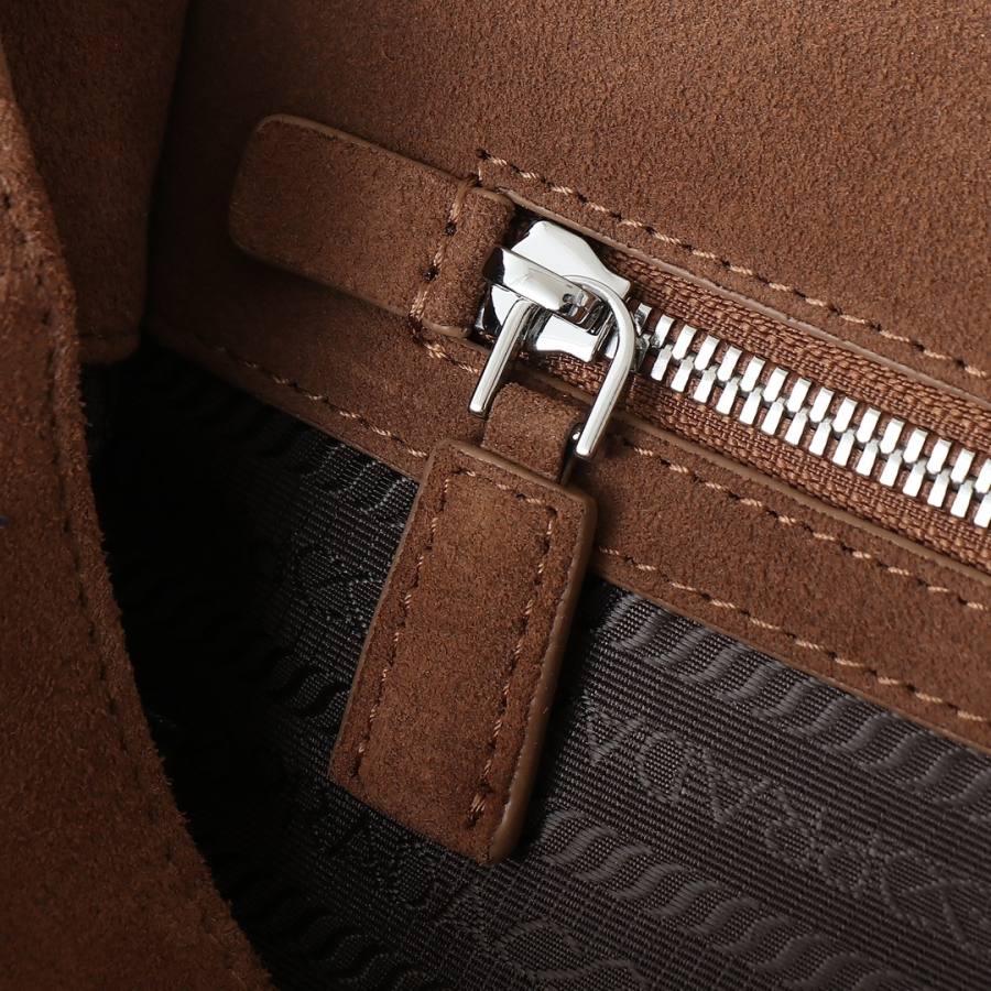 RP 3052000 Prada Canvas Messenger 2VD073 89A9
