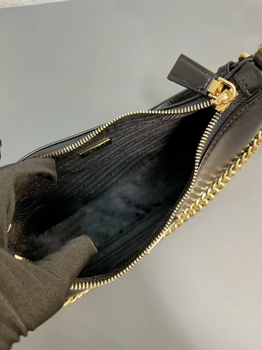 RP 3079000 Prada Cleo 1BC204 91D2
