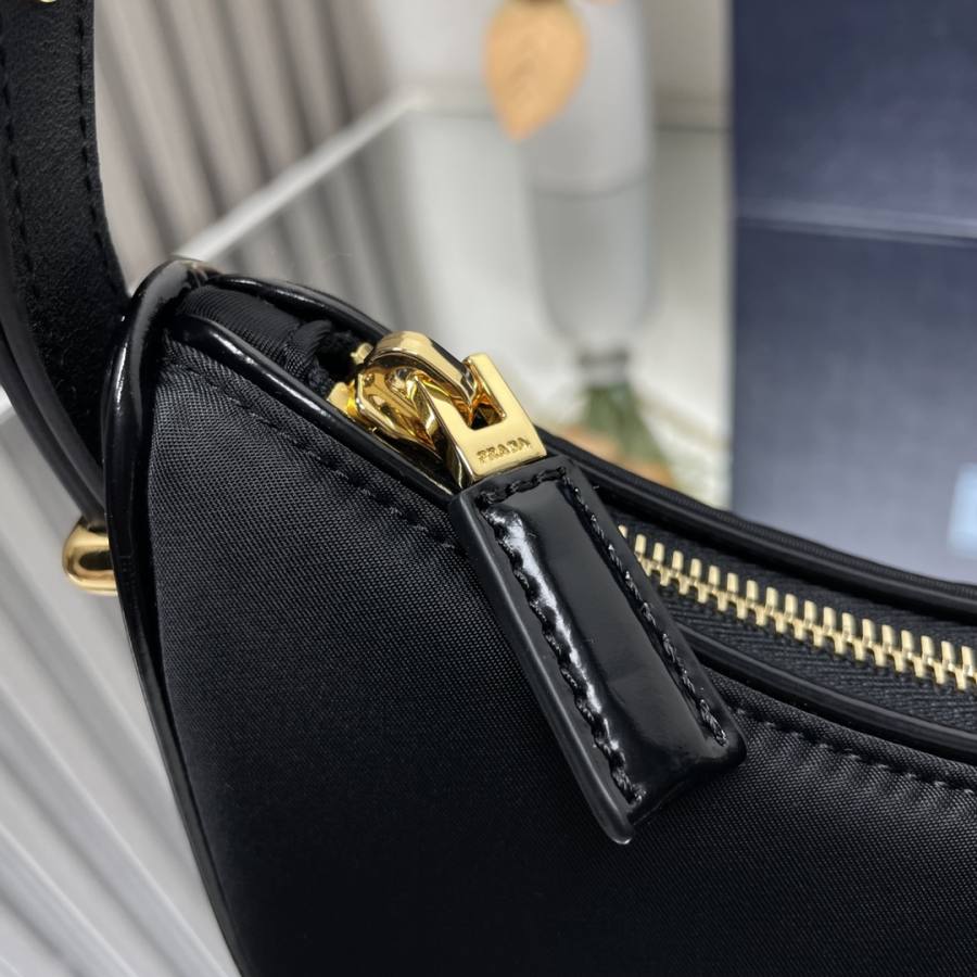 RP 3106000 Prada Aimee Medium Nylon 1BC194 433C