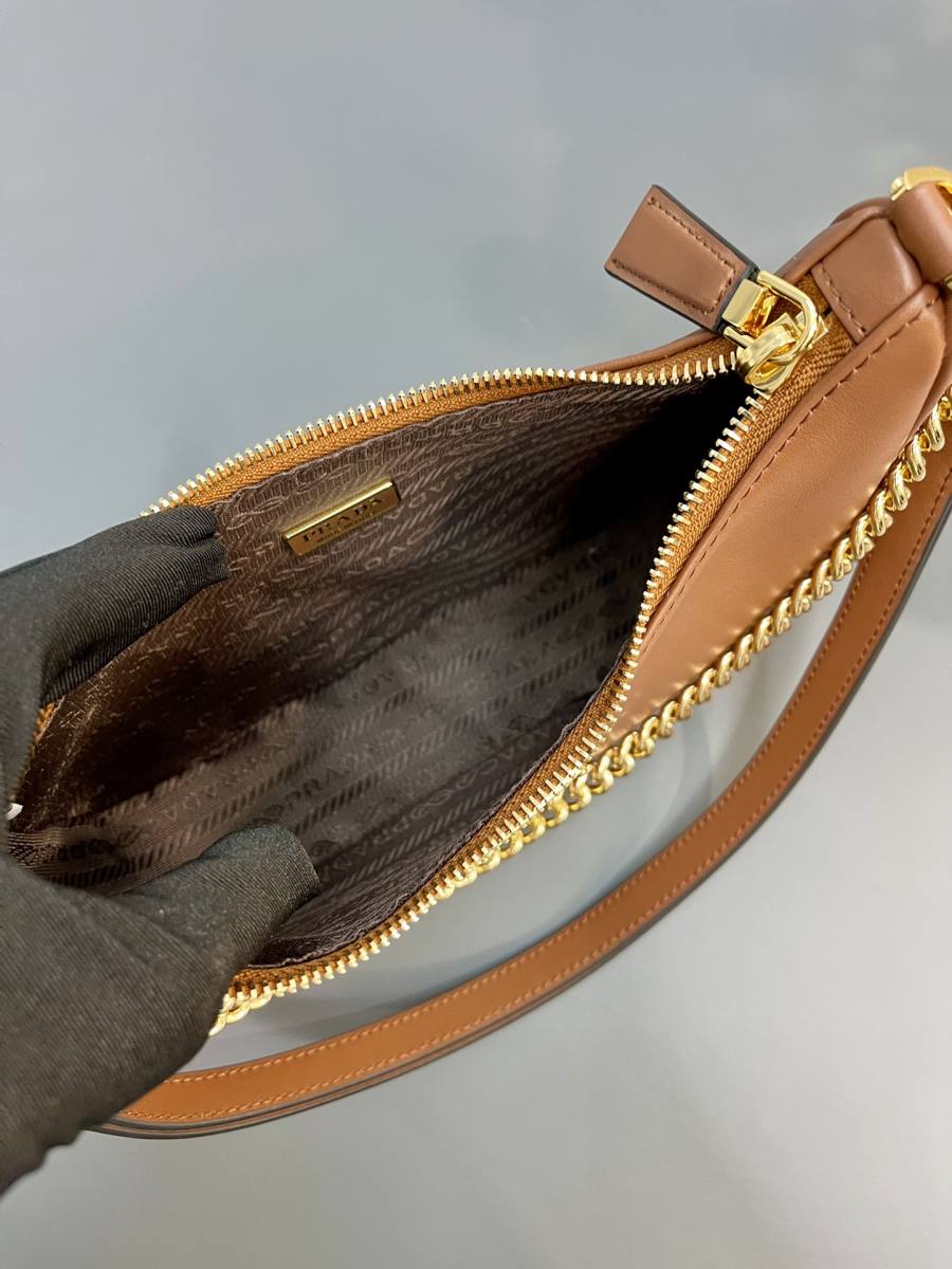 RP 3106000 Prada Cleo Saffiano 1BC204 D13D
