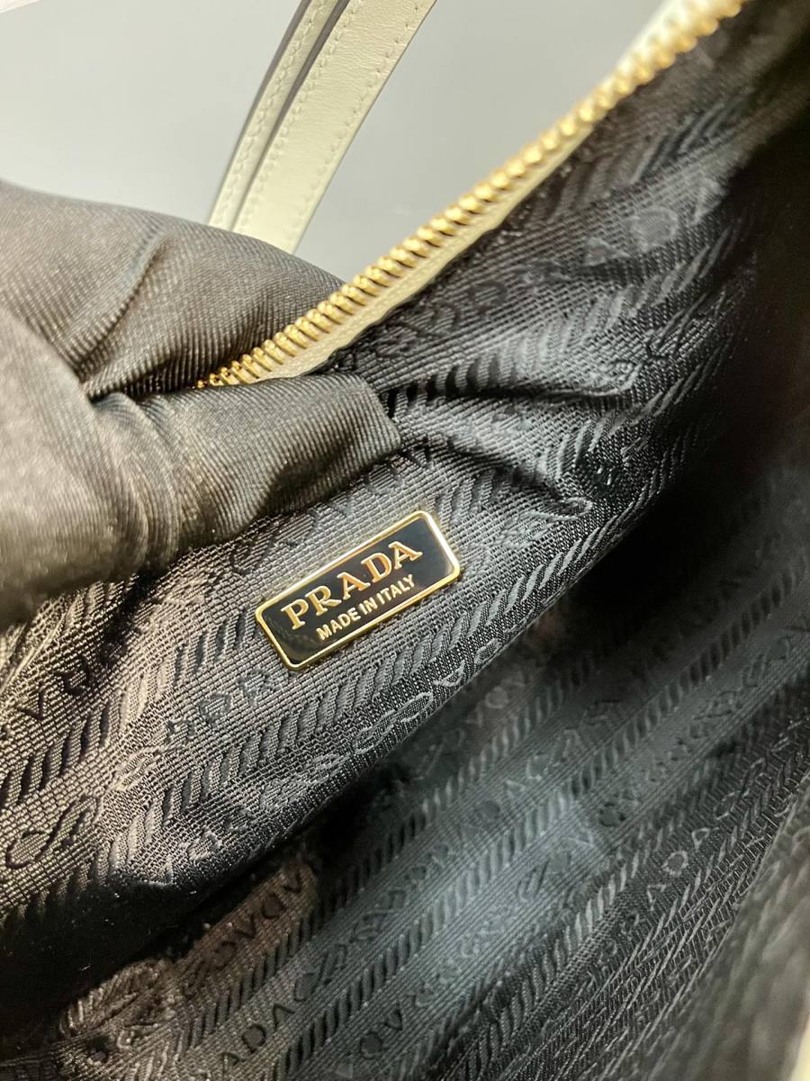 RP 3106000 Prada Cleo Saffiano 1BC204 FCED