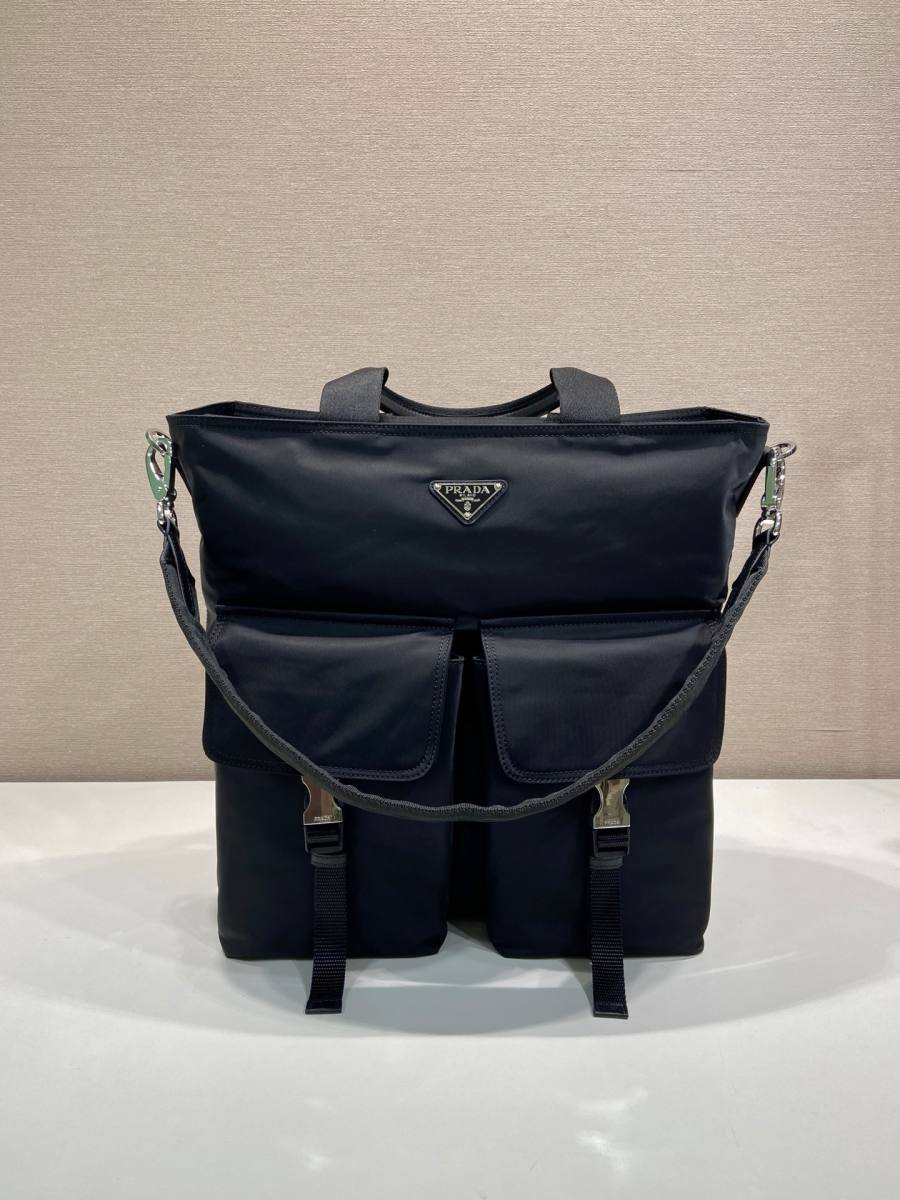 RP 3106000 Prada Explore Nylon 2VG138 1F9C