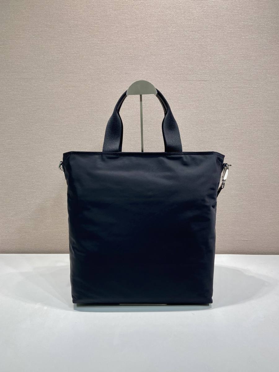 RP 3106000 Prada Explore Nylon 2VG138 1F9C