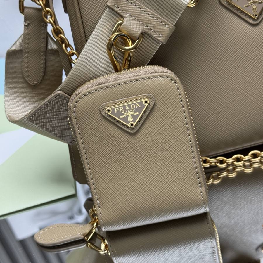 RP 3160000 Prada Re-Edition 2005 22x18x6 1BH204 3B3D