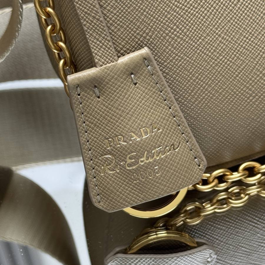 RP 3160000 Prada Re-Edition 2005 22x18x6 1BH204 3B3D