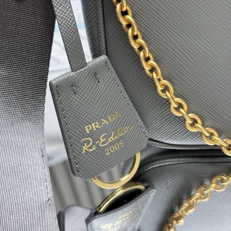 RP 3160000 Prada Re-Edition 2005 22x18x6 1BH204 C50E