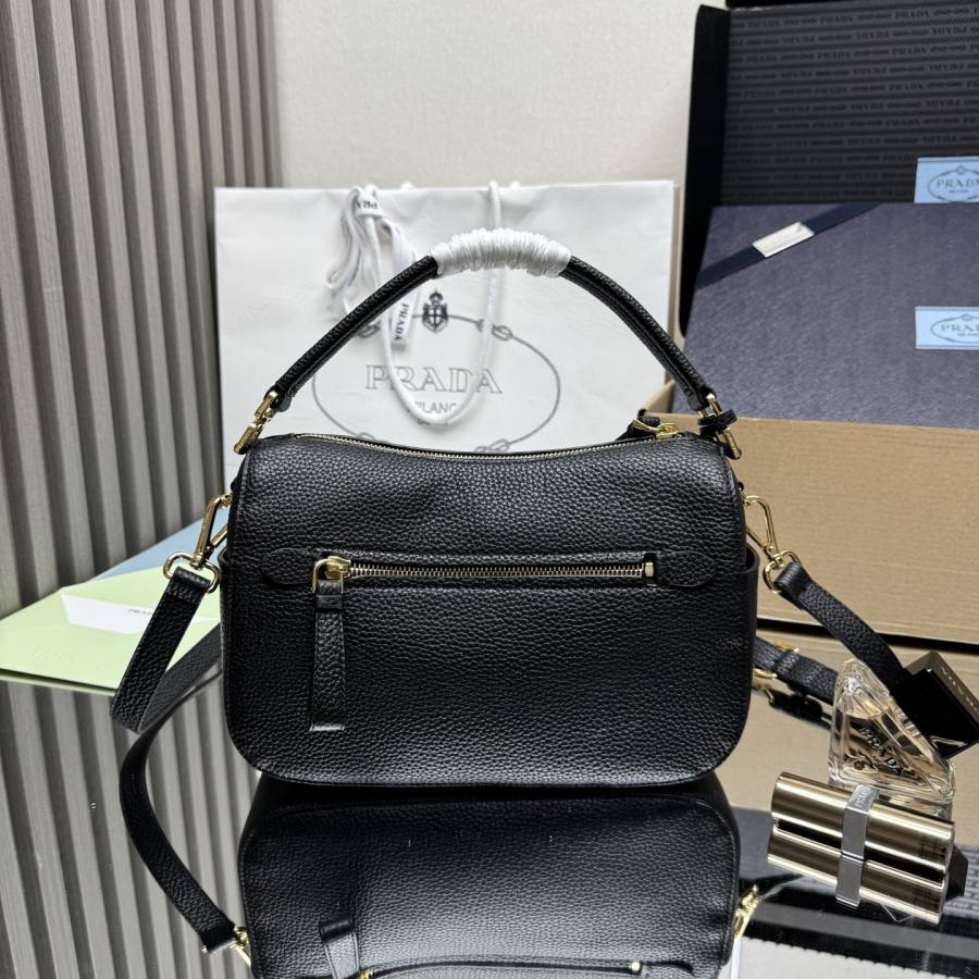 RP 3214000 Prada Aimee Hobo 1BC277 06E6