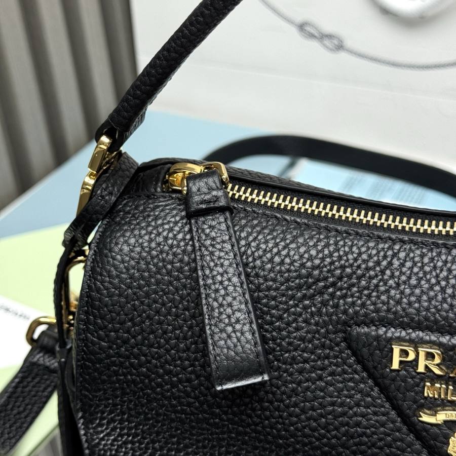 RP 3214000 Prada Aimee Hobo 1BC277 06E6