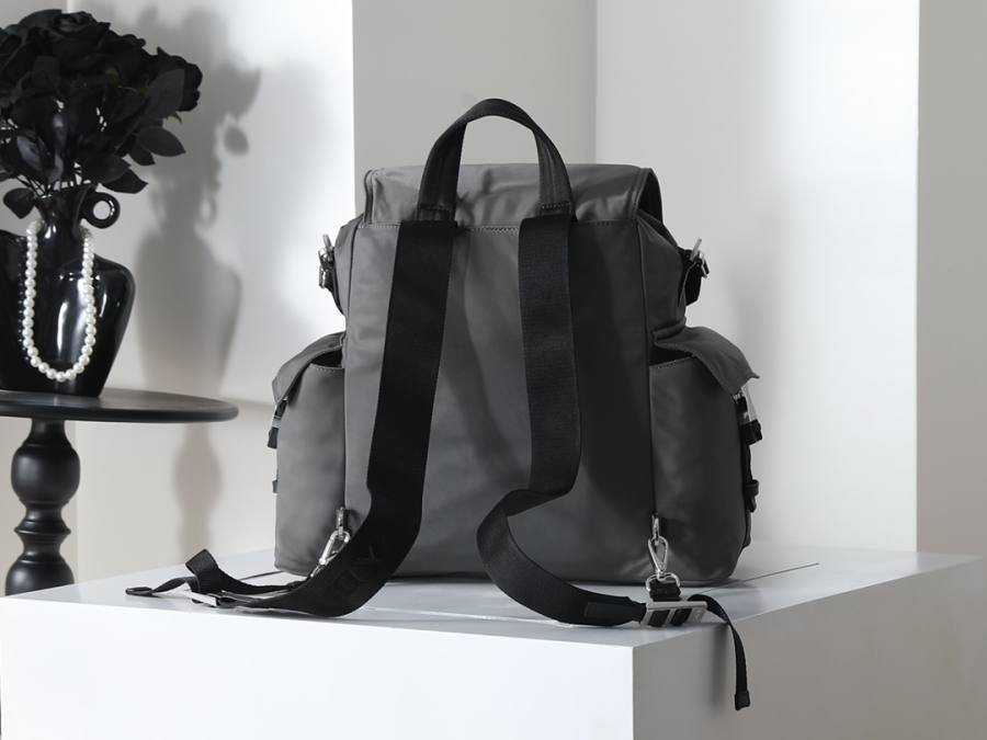 RP 3214000 Prada Explore Backpack 2VZ118 9687