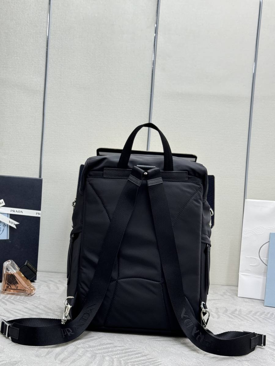 RP 3295000 Prada Re-Nylon 1BZ039 9A94