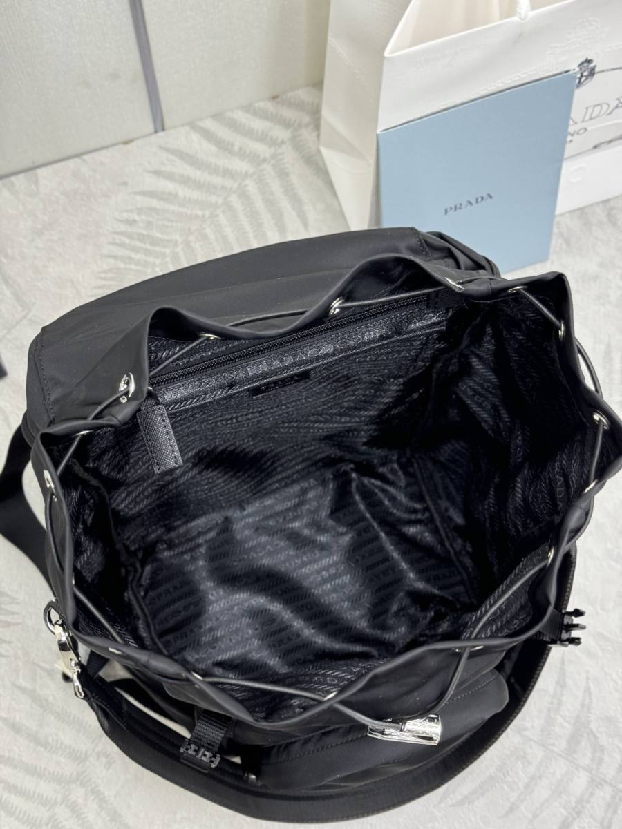 RP 3295000 Prada Re-Nylon 1BZ039 9A94