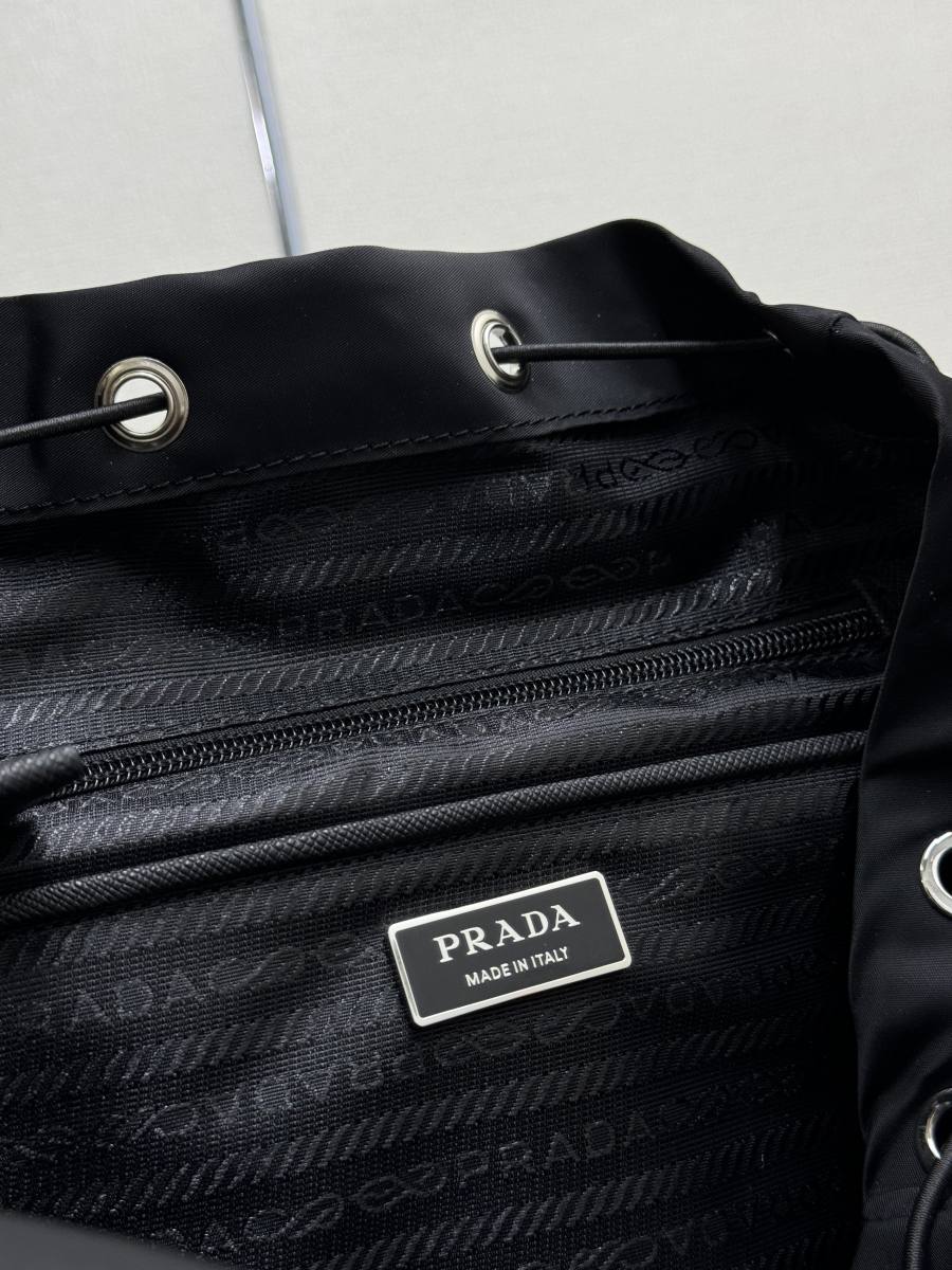 RP 3295000 Prada Re-Nylon 1BZ039 9A94