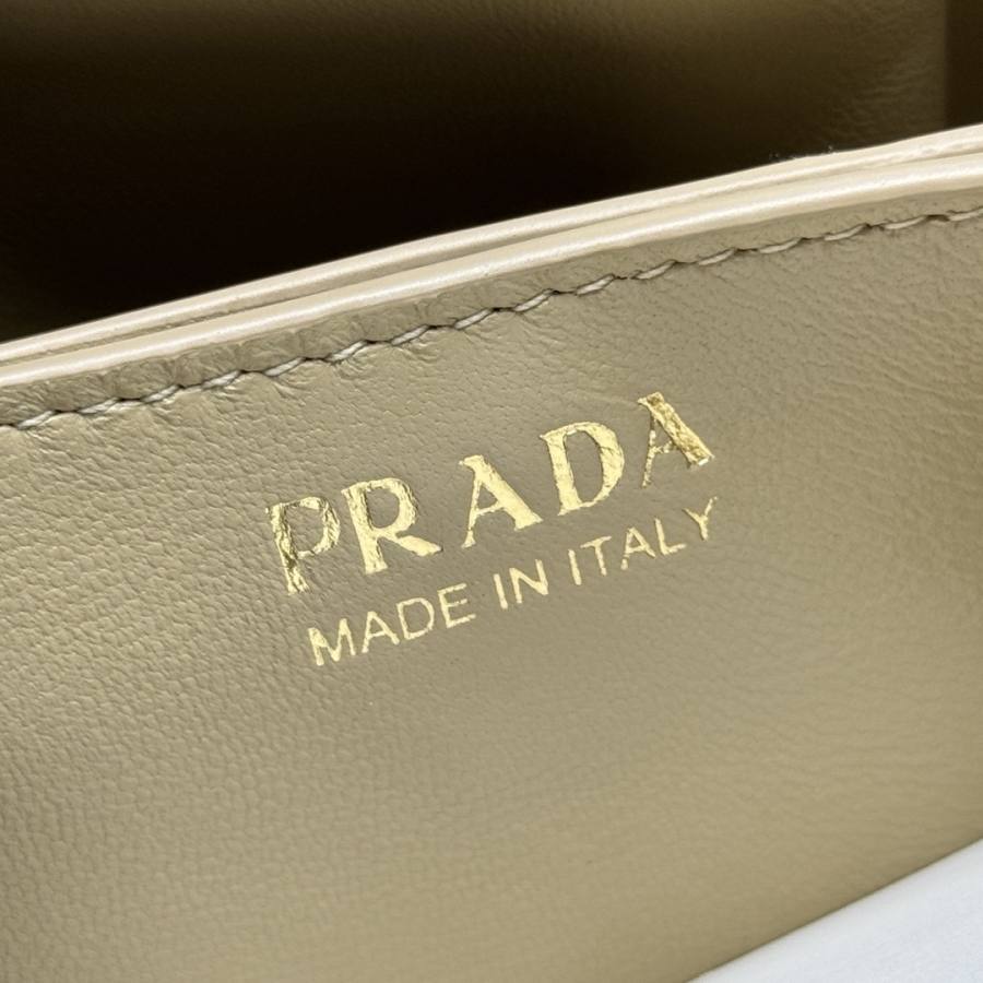 RP 3295000 Prada Symbole Tote 1BG586 0CDA