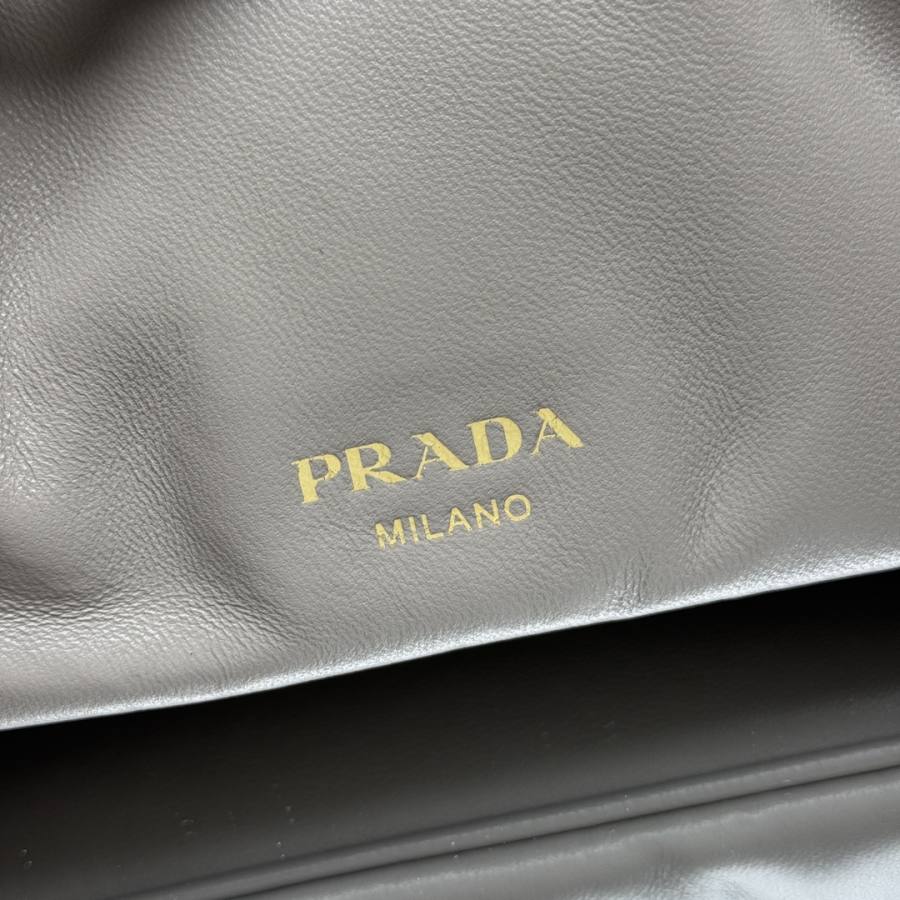RP 3295000 Prada Symbole Tote 1BG586 7E00