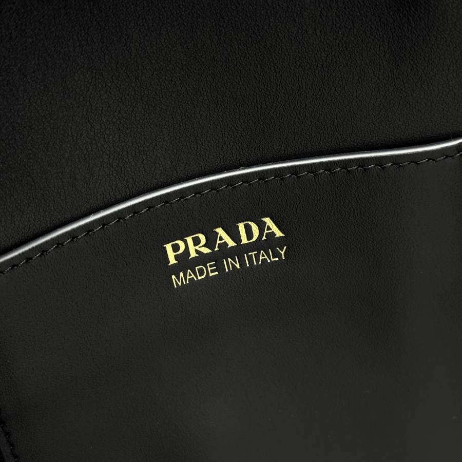 RP 3322000 Prada Bonnie 1BA496 473B