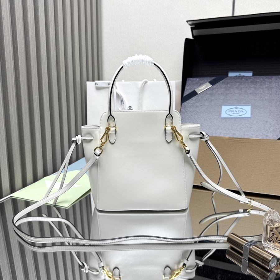 RP 3322000 Prada Bonnie 1BA496 D3C0