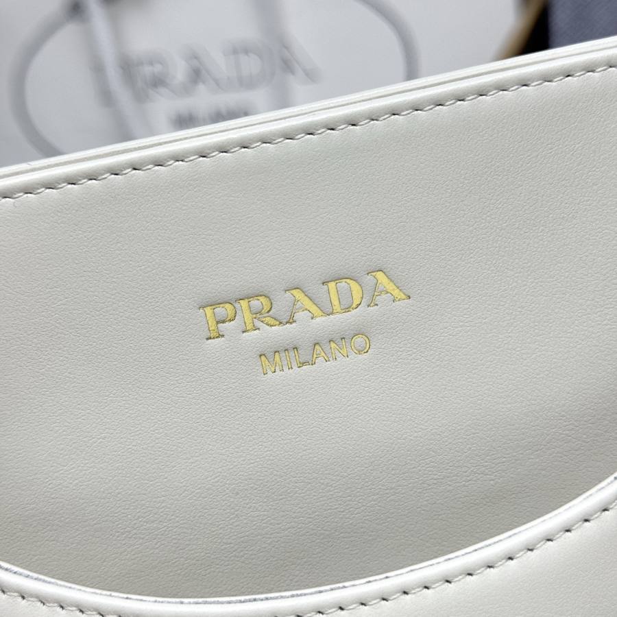RP 3322000 Prada Bonnie 1BA496 D3C0