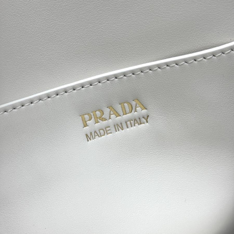 RP 3322000 Prada Bonnie 1BA496 D3C0