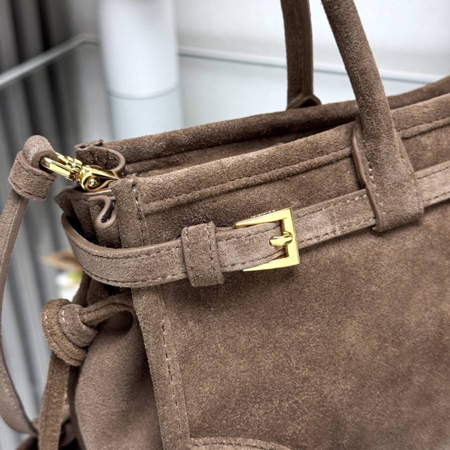 RP 3430000 Prada Bonnie Medium 32x15.5x12 1BA426 EE00