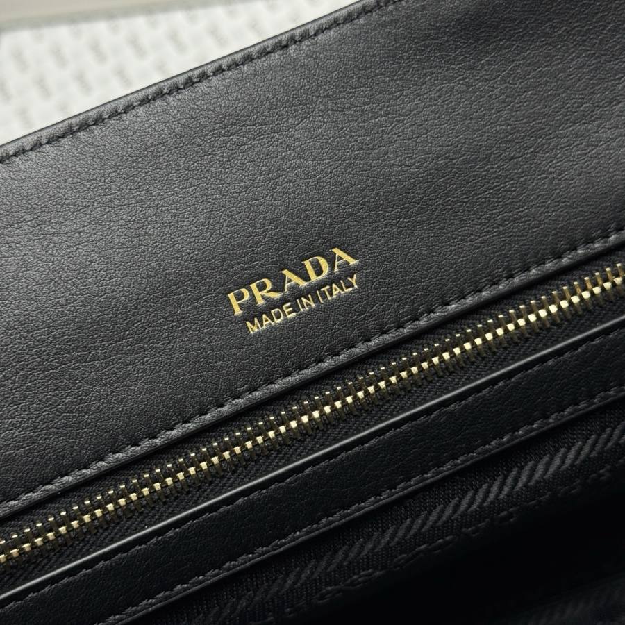 RP 3511000 Prada 1BD403 1BD403 DAE1