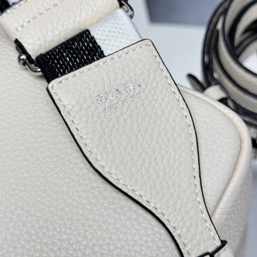 RP 3511000 Prada Double Zip Small Shoulder 1BH082 A645