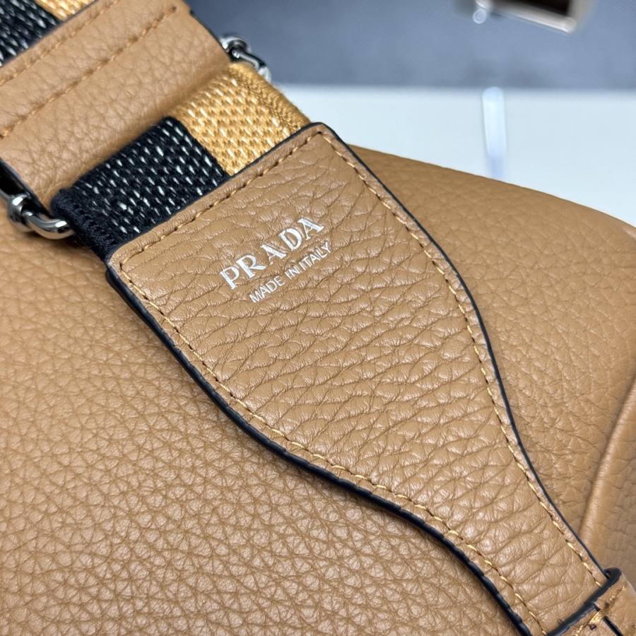 RP 3511000 Prada Double Zip Small Shoulder 1BH082 B6C2