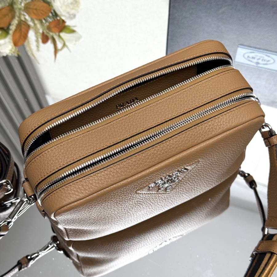 RP 3511000 Prada Double Zip Small Shoulder 1BH082 B6C2