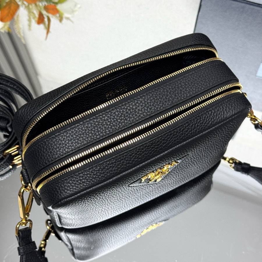 RP 3565000 Prada Double Zip Small Shoulder 1BH082 39FC