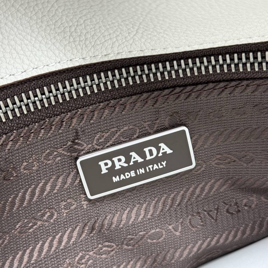 RP 3646000 Prada Symbole Tote 1BG628 2A4D