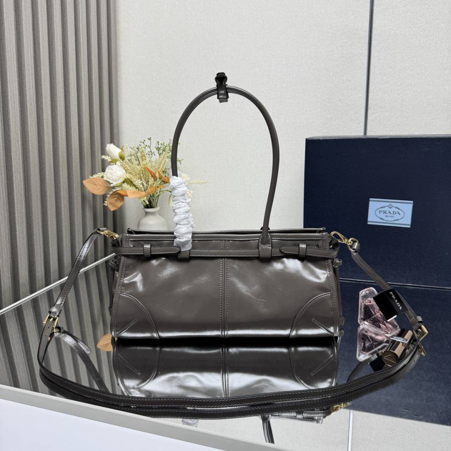 RP 3700000 Prada Bonnie Medium Soft Lux 32x15.5x12 1BA426 6A15