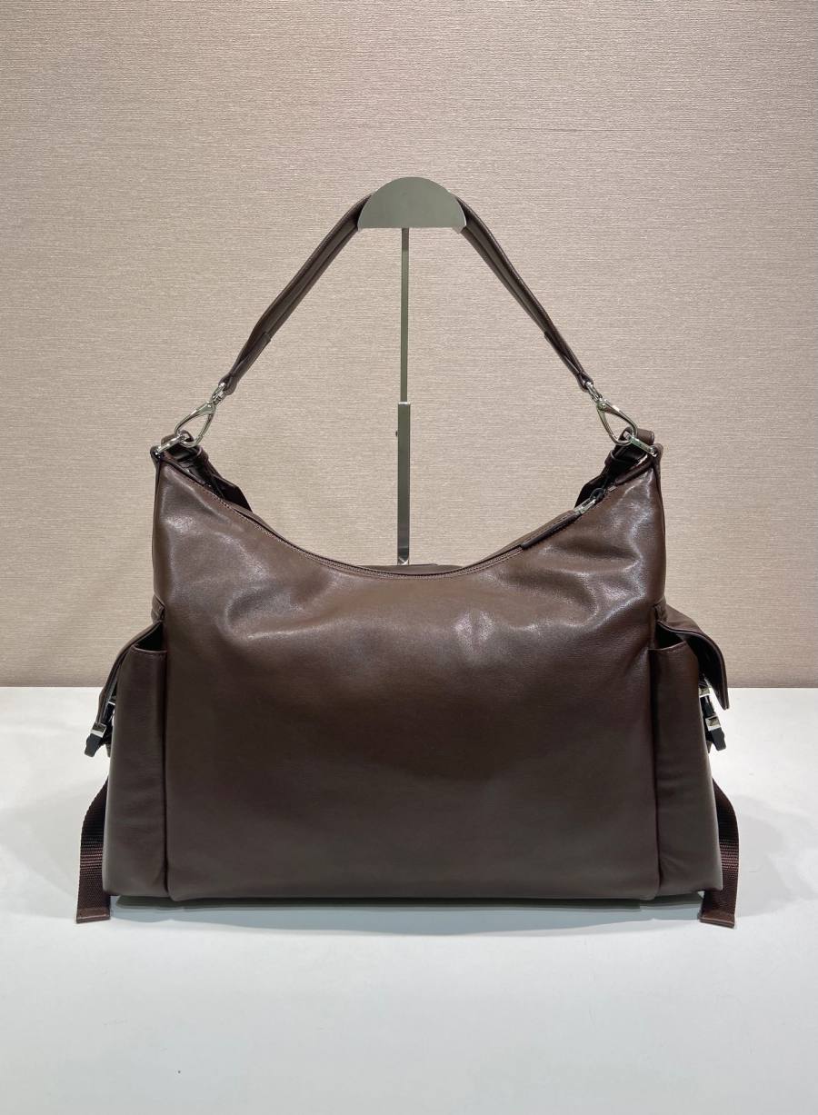 RP 3700000 Prada Explore Shoulder 2VH204 0BC9